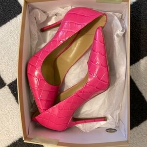 Michael Kors Keke Pumps